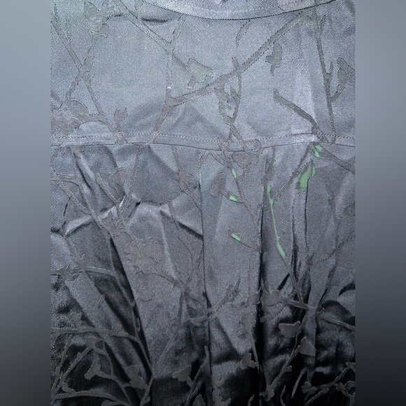 Rag & Bone 100% Silk Elegant Black Floral Sheer Top size Small - Picture 8 of 10